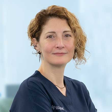 Dr. Elif